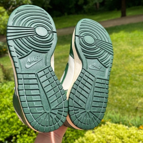 Nike Dunk High 2011 Gorge Green Size 10,5 317982-119 Pre-owned Very Clean - Picture 10 of 16